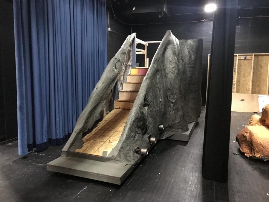 Set Build: Photo of the Day 2/22/20