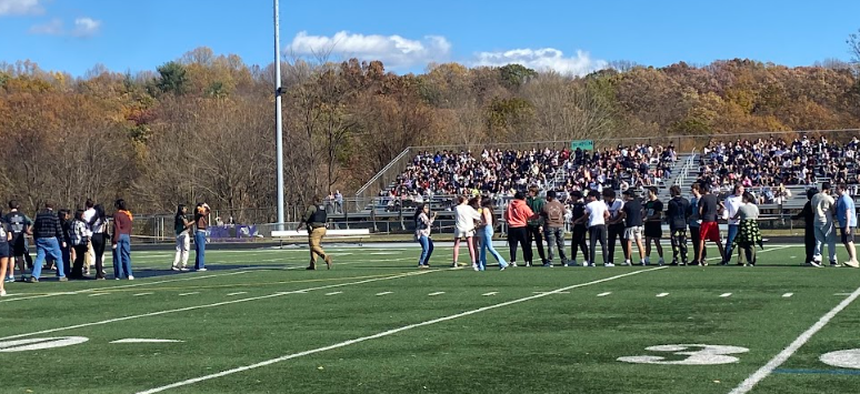 The juniors and seniors compete it out in an intense game of tug-of-war!